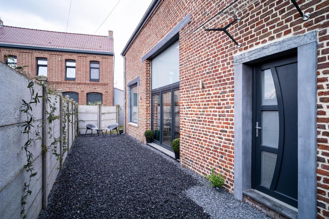 Le Groft Villa Rombies-et-Marchipont Eksteriør billede